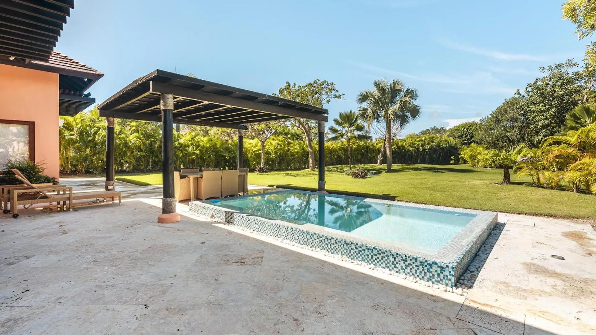 Caribbean Bungalow With 2 Bedrooms And Pool Punta Cana Villa